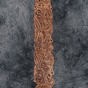 Tooled waist belt